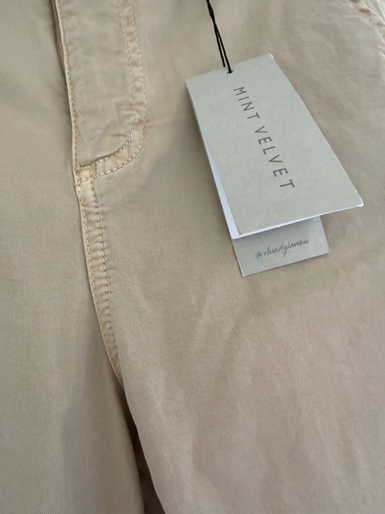 Mint Velvet Hamptons Neutral Barrel Chinos – UK 12R, Brand New with Tags