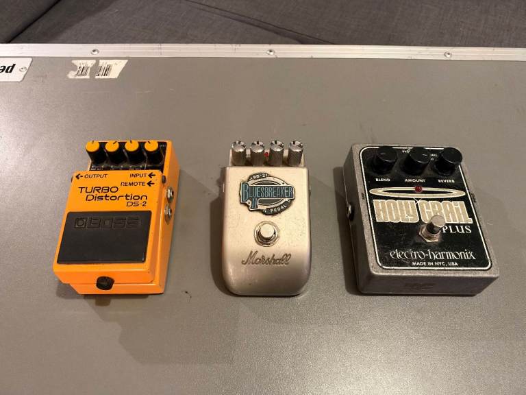 Boss DS-2, Marshall Bluesbreaker, Electro-Harmonix Holy Grail Plus