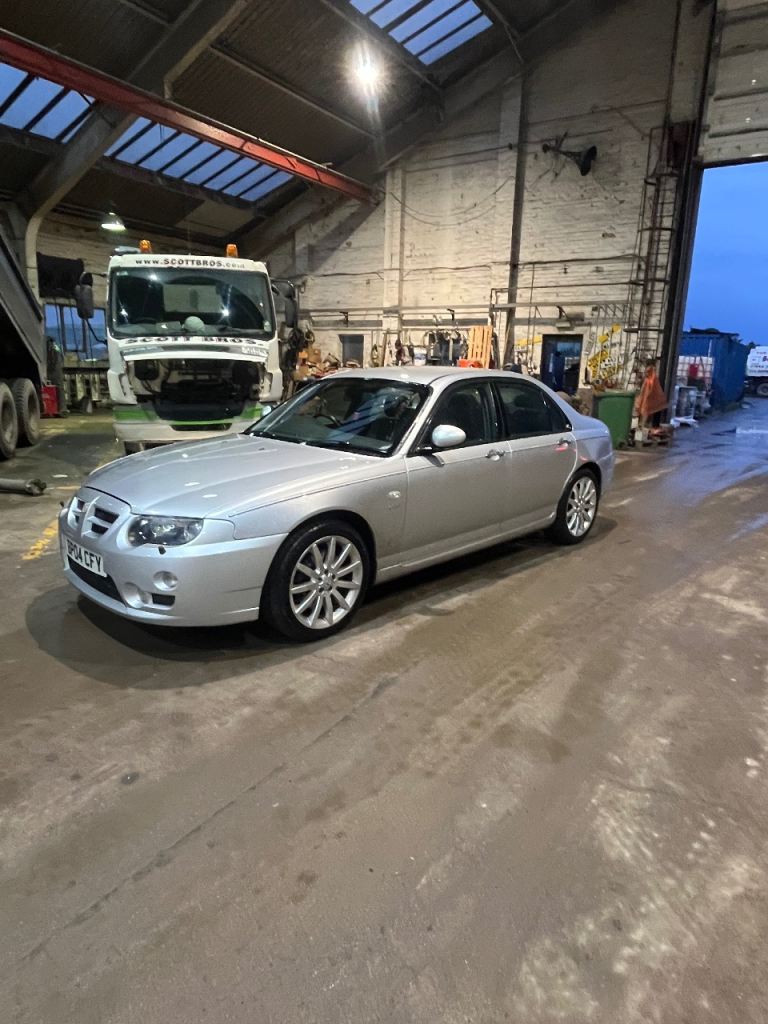 MG, ZT, Saloon, 2004, Manual, 2497 (cc), 4 doors