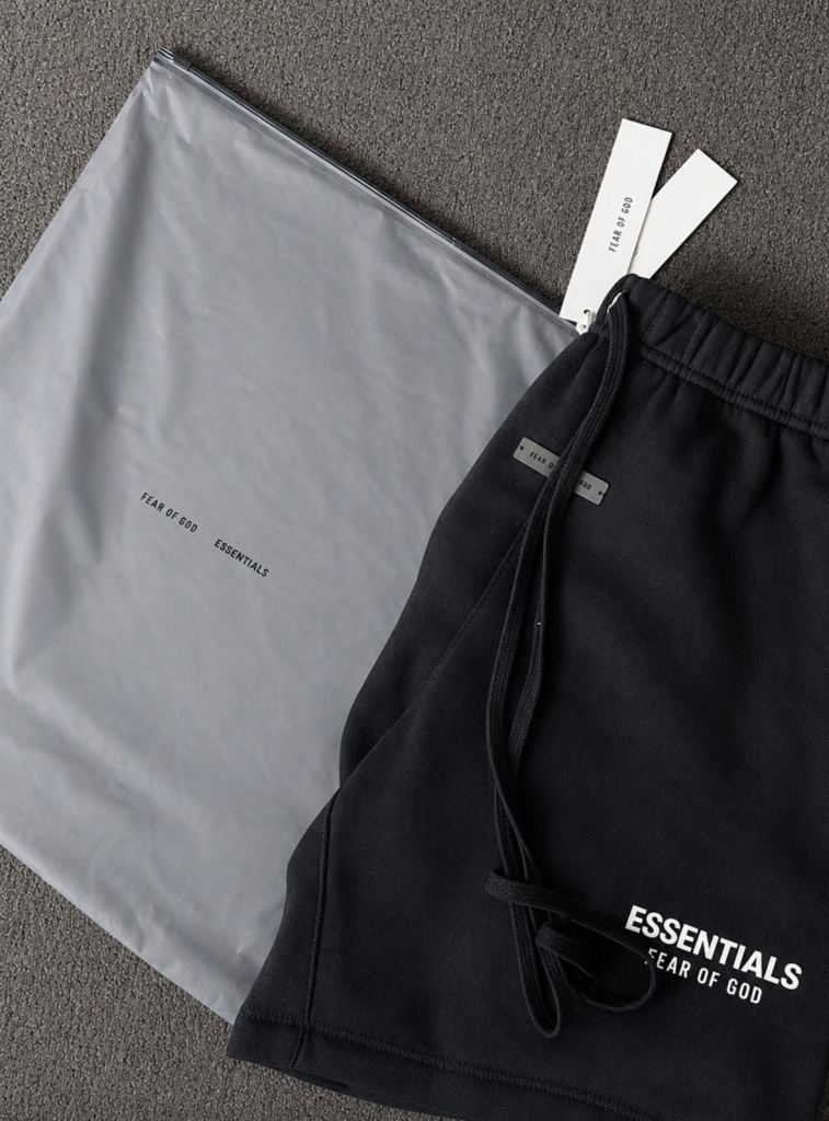 Essentials Fear of God Black Cotton Shorts – As Good As New