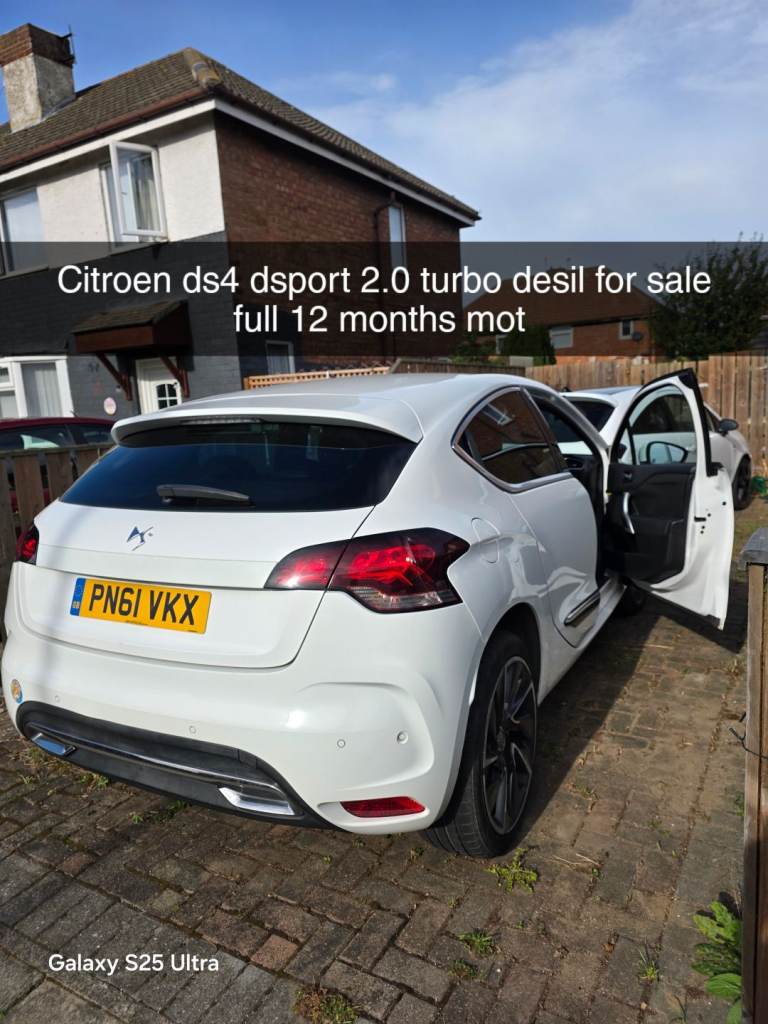 Citroen, DS4, Hatchback, 2011, Manual, 1997 (cc), 5 doors