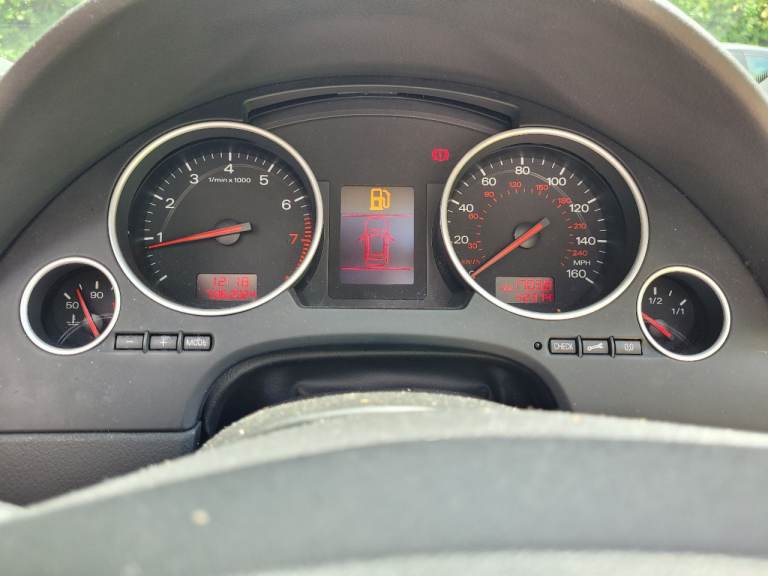 Audi, A4, Convertible, 2002, Manual, 2393 (cc), 2 doors