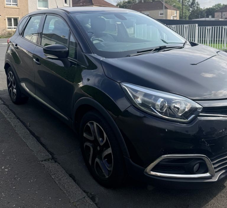Renault, CAPTUR, Hatchback, 2013, Manual, 898 (cc), 5 doors