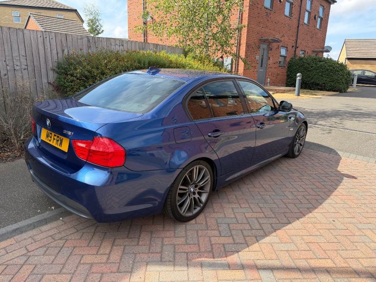 **REDUCED** BMW, 3 SERIES, Sports+Edition, 2011, Manual, 1995 (cc), 4 doors