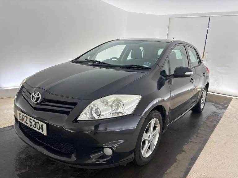 Toyota Auris 1.33 Full years MOT 