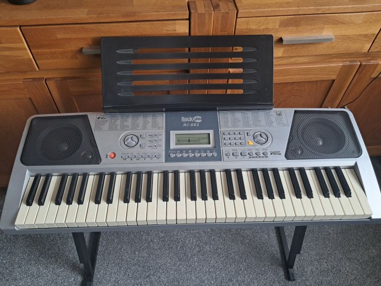 RockJam RJ-661 Electronic Keyboard – Good Condition