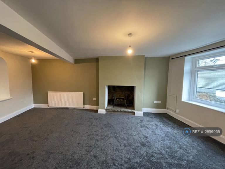 3 bedroom house in Wakefield Road, Denby Dale, HD8 (3 bed) (#2656935)