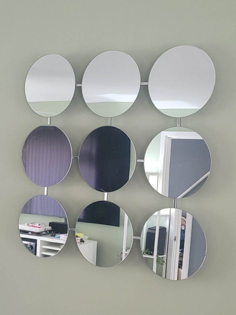 Square Mirror Comprising 9 Small Round Mirrors