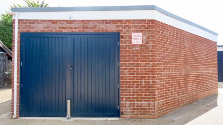 Extra Large Modern Garage 