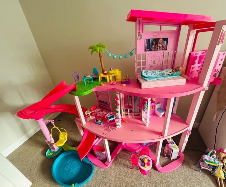 image for Barbie dream house -newest edition 