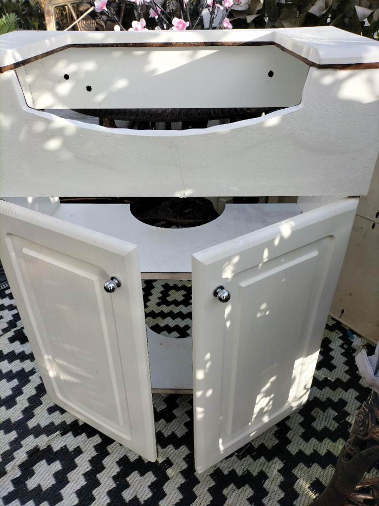 Sink base unit for bathroom