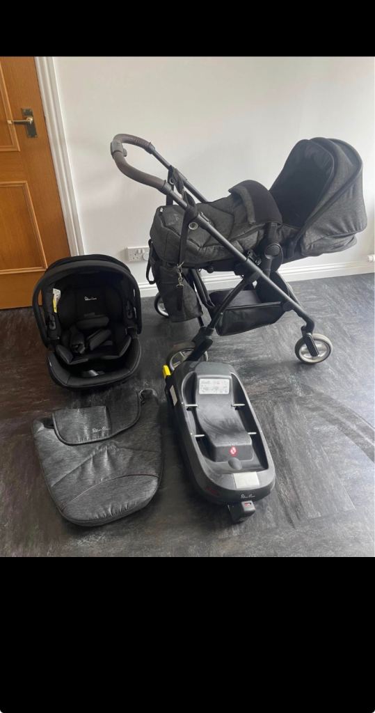 Silver Cross Pursuit Travel System with Car Seat & Base