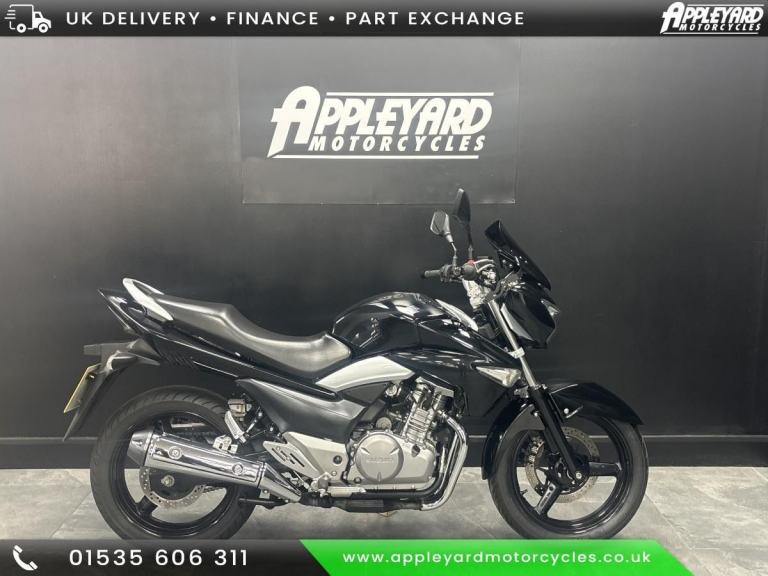 SUZUKI GW 250 INAZUMA