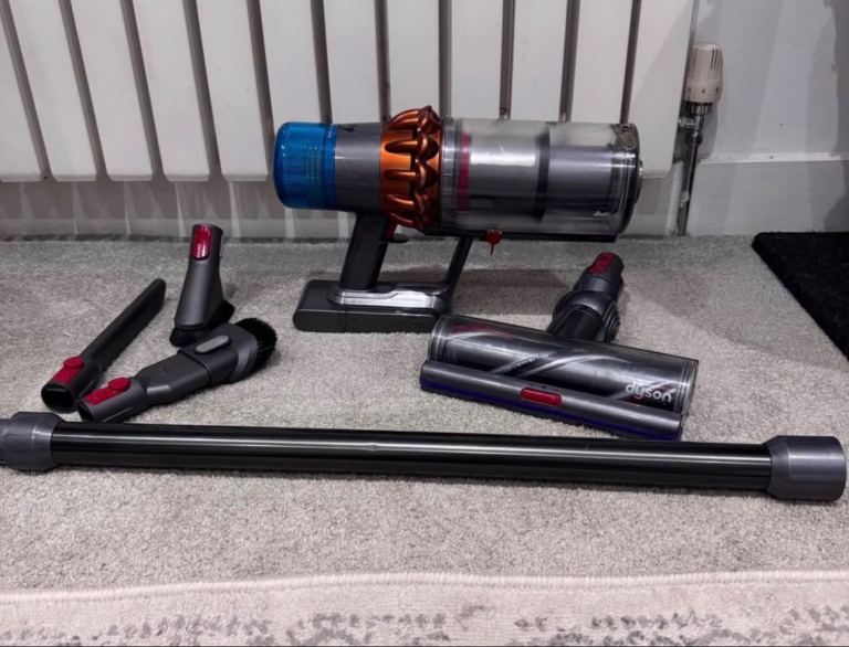 Dyson V11 Cordless Vacuum - Refurbished Like New 