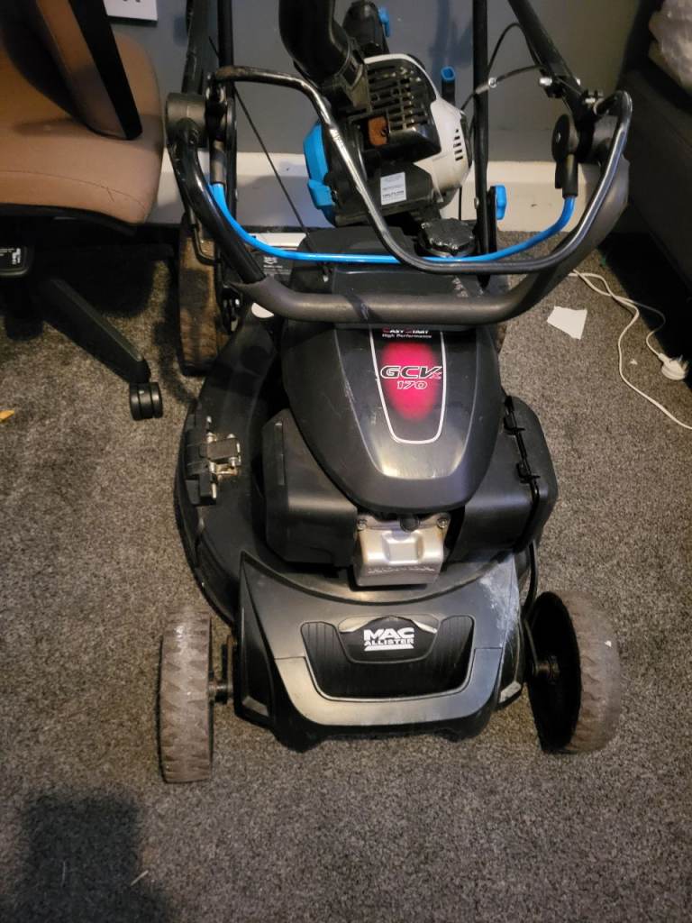 image for Lawnmower petrol 