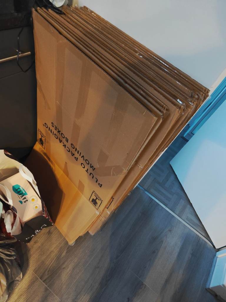 5 large packing boxes