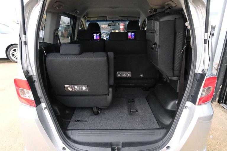 2025 Honda Freed Hybrid - 1 Owner HYBRID ELECTRIC Automatic