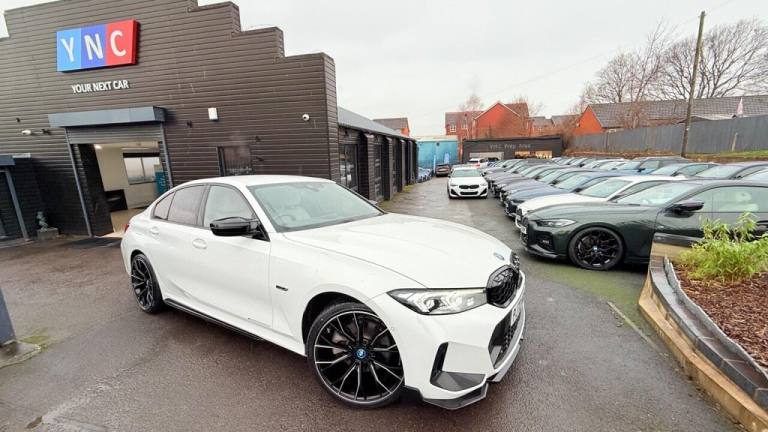 2022 BMW 3 Series 2.0 330e 12kWh M Sport Auto Euro 6 (s/s) 4dr Saloon PETROL/ELECTRIC Automatic