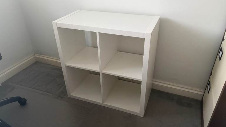 White Cube Storage Unit – Good Condition