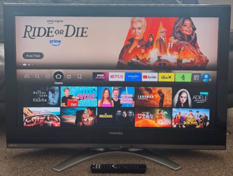 ++ Toshiba 40 Inch HD LCD TV Built In Freeview (Not Smart) ++