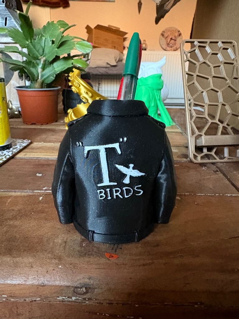 T-birds pen holder 