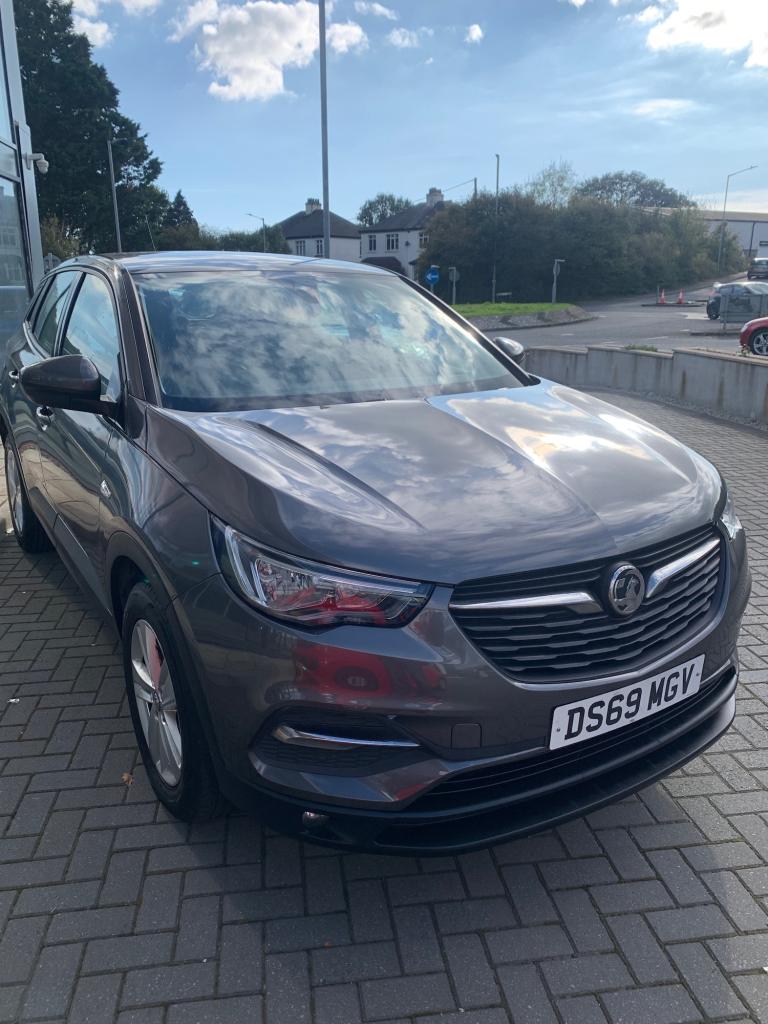 2019 Vauxhall Grandland X 1.2 Turbo SE 5dr HATCHBACK Petrol Manual