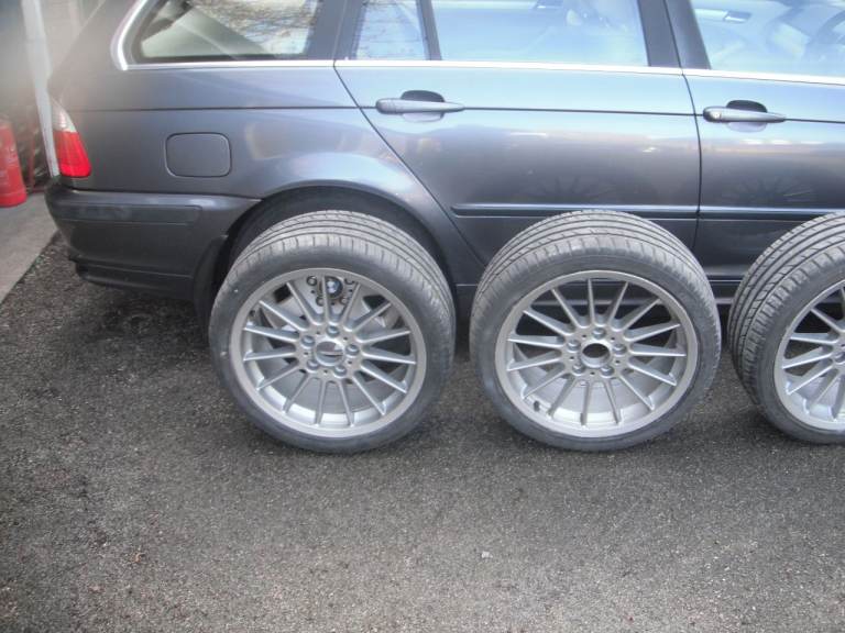 BMW E46 WHEELS AND TYRES