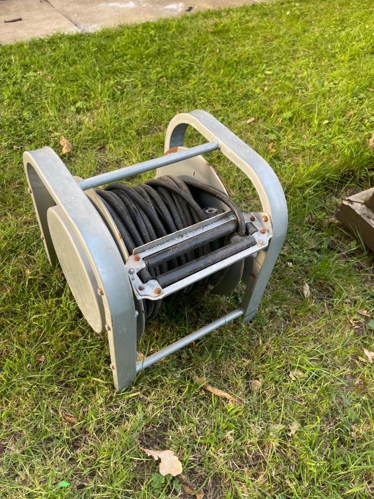 Pressure washer extension lead