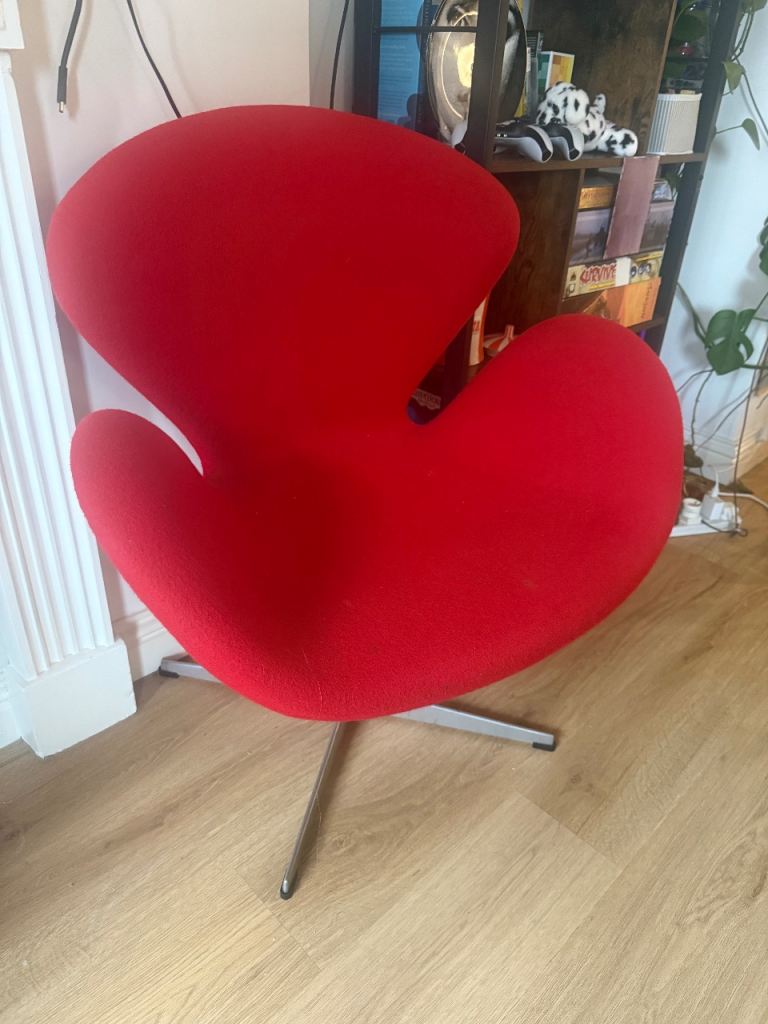 Red Swan Chair by Arne Jacobsen for Fritz Hansen style
