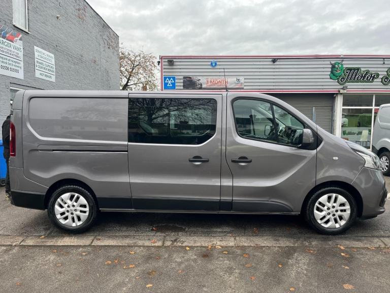 Renault Trafic 1.6 dCi Energy Sport Nav 6 Seat LWB Crew Van  DIESEL 2016/66