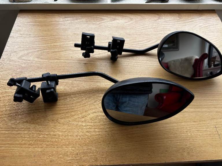 Milenco Aero 3 Towing mirrors.