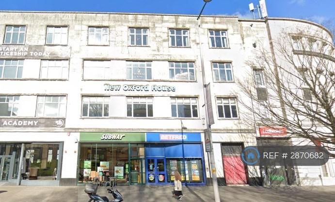 1 bedroom flat in Derrys Cross, Plymouth, PL1 (1 bed) (#2870682)