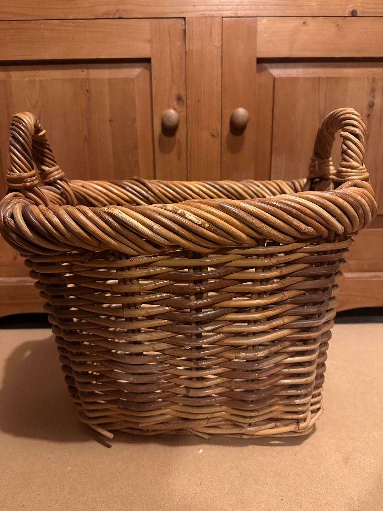 Wicker basket
