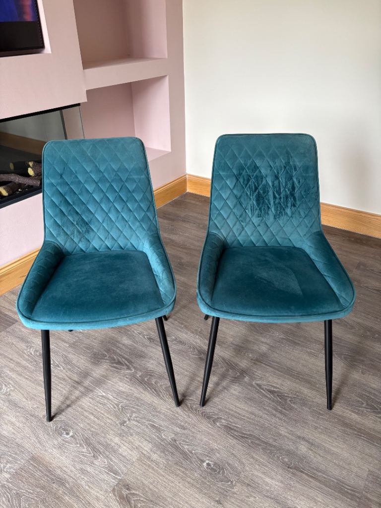 Dining chairs 
