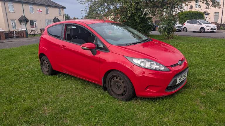 Ford, FIESTA, Hatchback, 2011, Manual, 1242 (cc), 3 doors