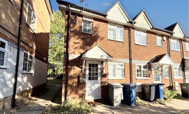 Excellent 2 Bedroom House Colindale