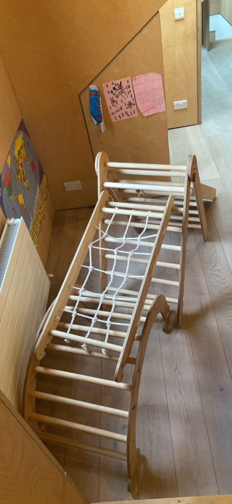 Kids climbing gym (4 piece)