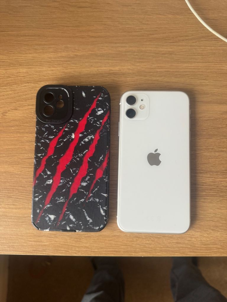 iPhone 11 white Unlocked 