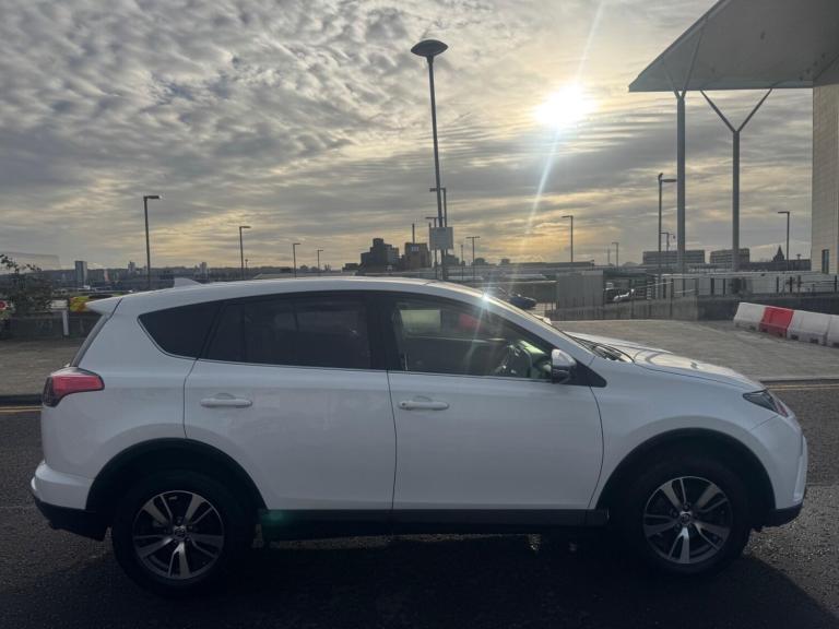 2017 Toyota RAV4 2.0 D-4D Business Edition TSS 5dr 2WD ESTATE DIESEL Manual