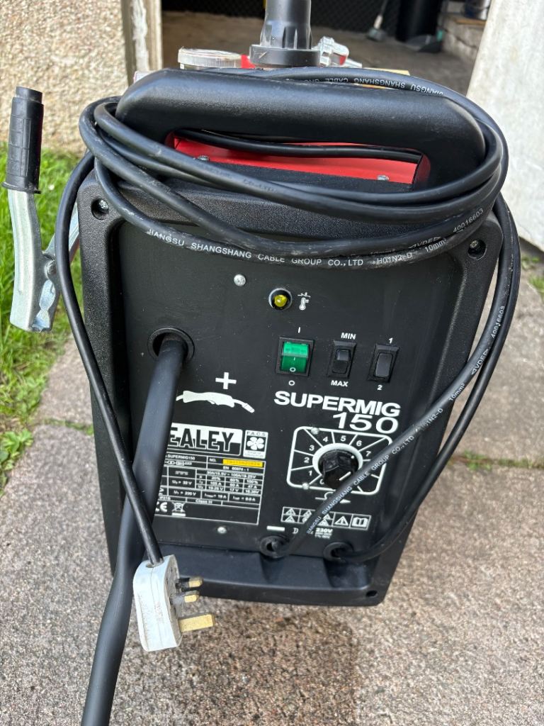 Sealy Supermig 150 Welder & Welding Hood