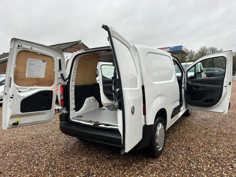 2021 Vauxhall Combo 1.5 Turbo D 2300 Edition L1 H1 Euro 6 (s/s) 4dr PANEL VAN Diesel Manual