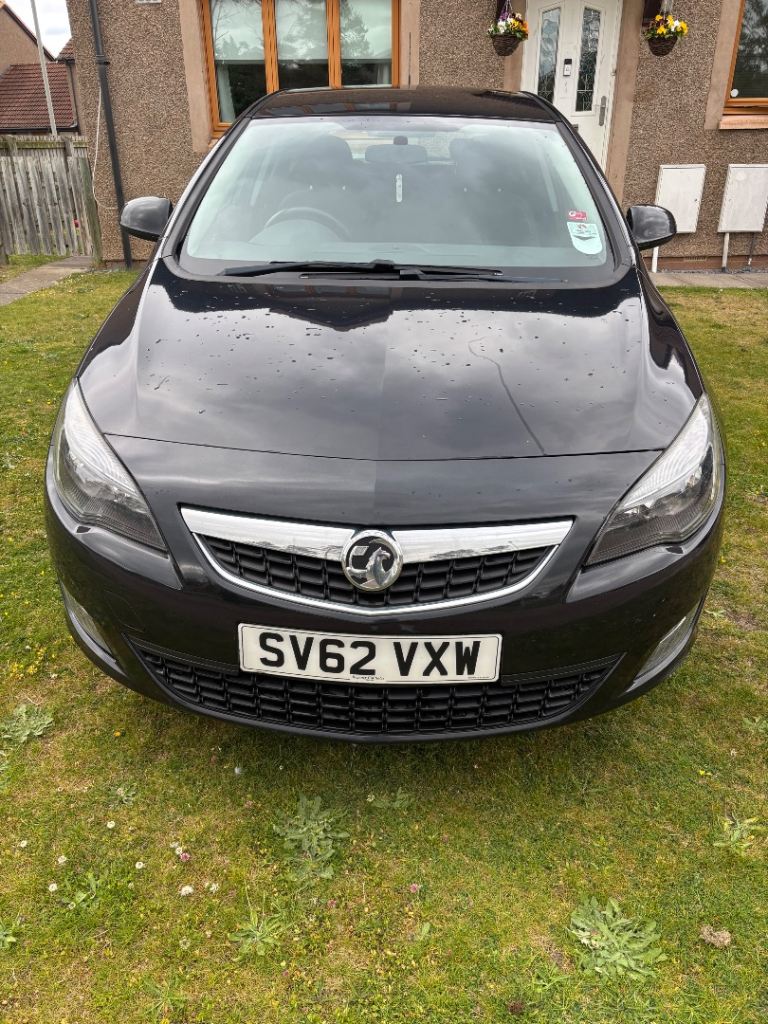 Vauxhall, ASTRA, Hatchback, 2012, Manual, 1598 (cc), 5 doors