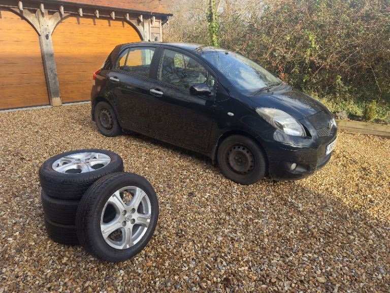 Toyota, YARIS, Hatchback, 2010, Manual, 1364 (cc), 5 doors