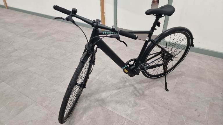 Black Commuter Bike - Modern & very good Condition