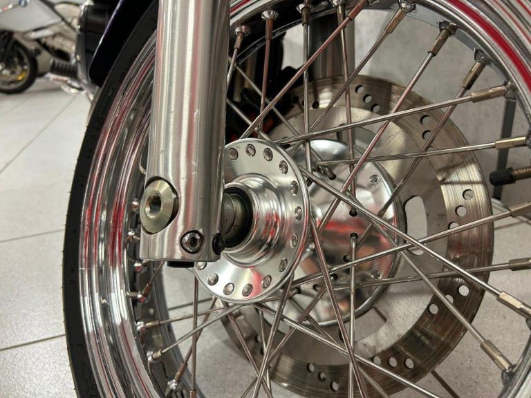 Y/2001 Triumph Legend TT 900 - 14916 miles - GREAT CONDITION!!