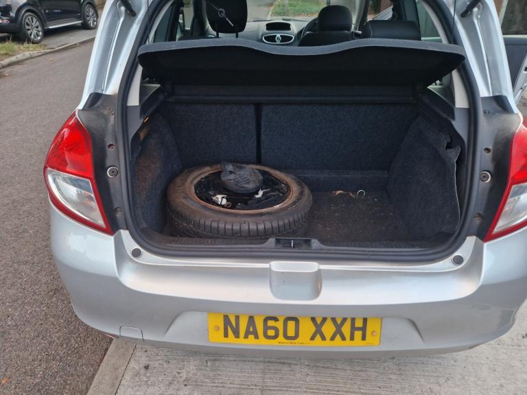 2011 Renault Clio 1.2 16V I-Music 3dr HATCHBACK Petrol Manual