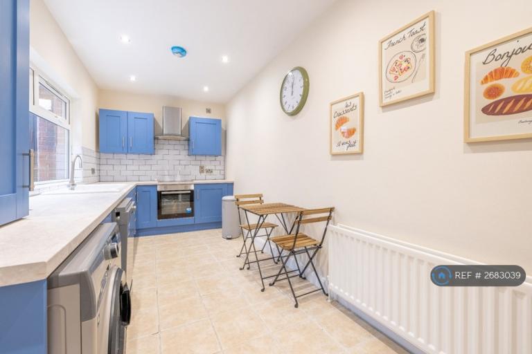 1 bedroom in Hatton Drive, Belfast, BT6 (#2683039)