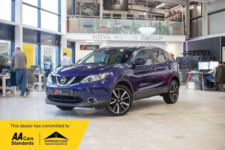 2015 Nissan Qashqai 1.5 dCi Tekna 5dr HATCHBACK DIESEL Manual