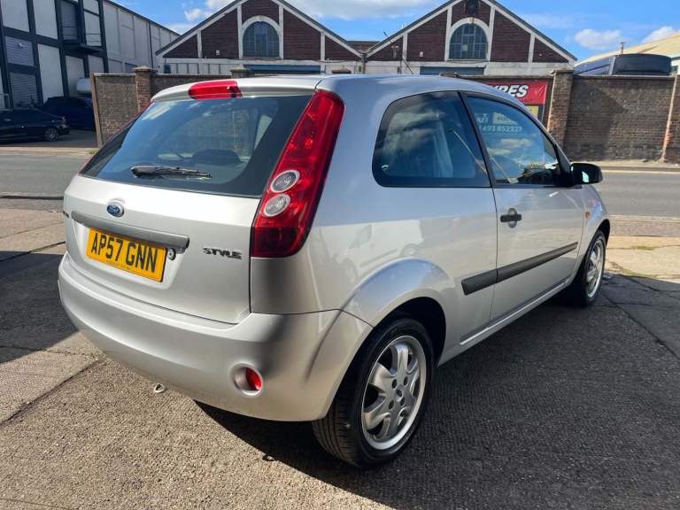 Ford, FIESTA, Hatchback, 2007, Manual, 1242 (cc), 3 doors