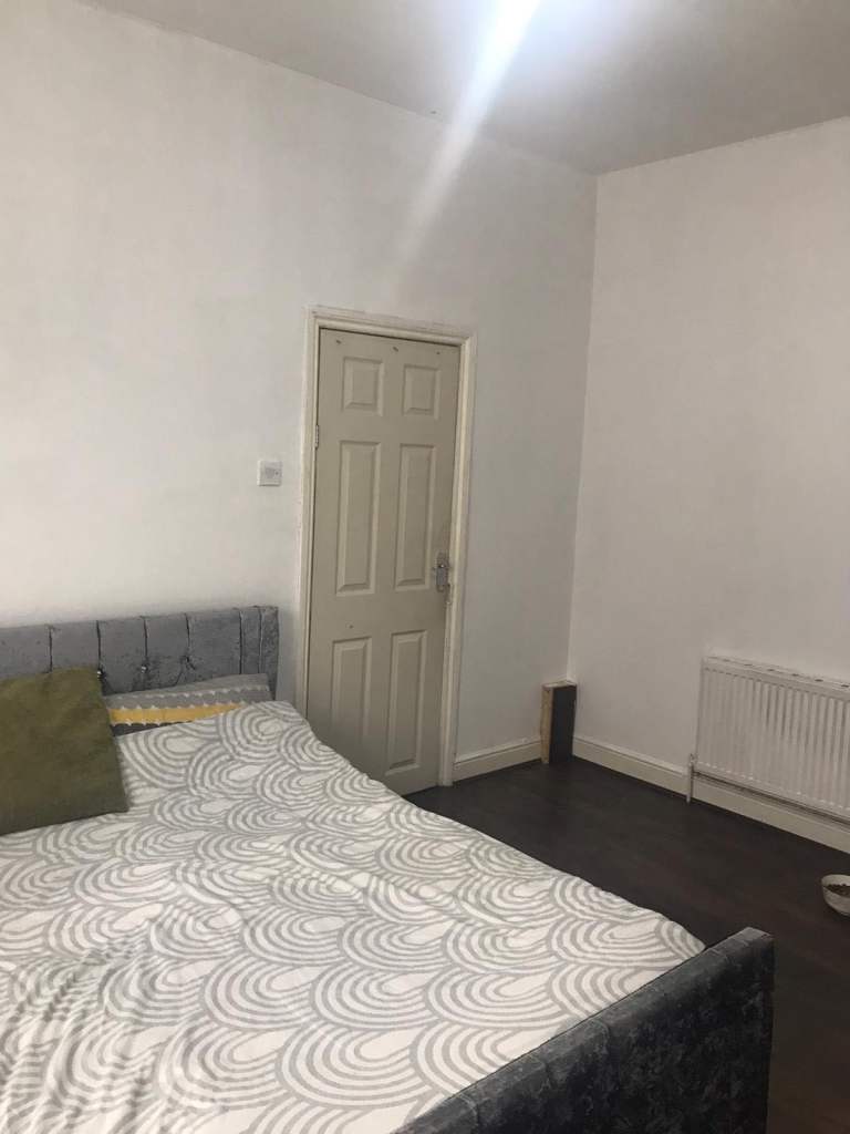 3 bedroom to rent housing benefit accepted 